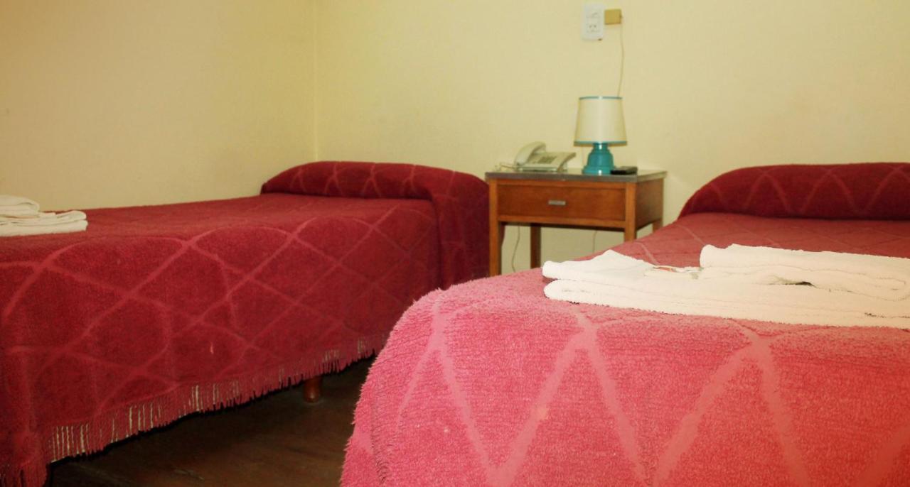 Avenida Hotel Junin  Exterior photo