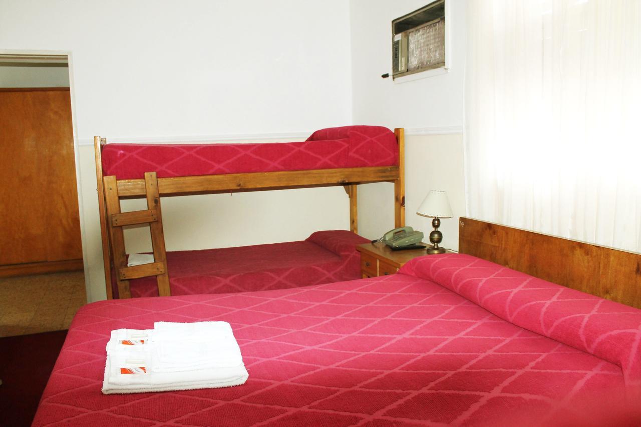 Avenida Hotel Junin  Exterior photo